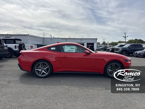New 2025 Ford Mustang Premium image 4