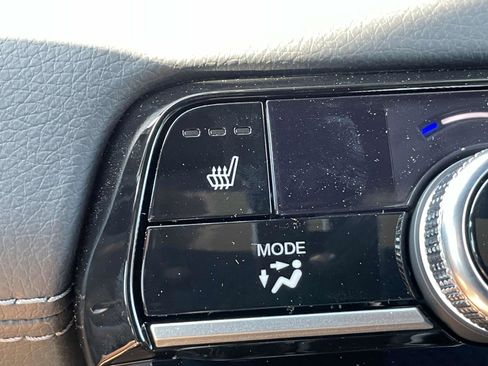 New 2025 Honda Pilot EX-L image 7