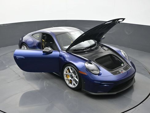 Used 2026 Porsche 911 GT3 RWD image 29