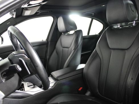 Used 2022 BMW 330i Sedan image 17