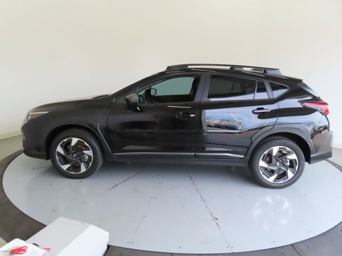 Used 2025 Subaru Crosstrek 2.5i Limited w/ Crosstrek Mirror Package image 9