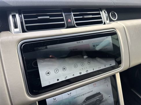 Used 2022 Land Rover Range Rover Westminster Edition image 12