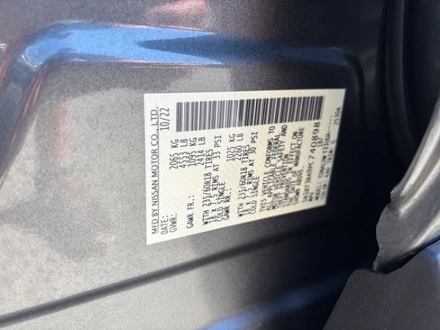 Certified 2023 Nissan Rogue SV image 17