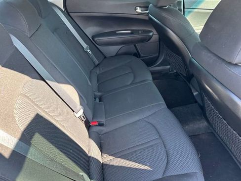 Certified 2019 Kia Optima LX image 21