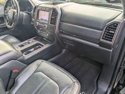 Used 2021 Ford Expedition Max Limited image 31