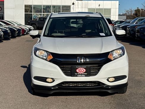 Used 2018 Honda HR-V EX-L image 2