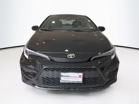 Certified 2025 Toyota Corolla SE FWD image 2