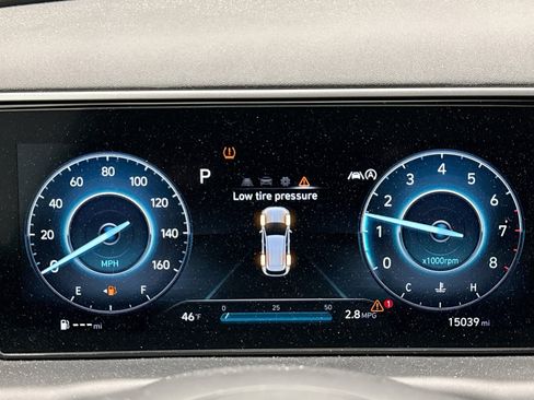 Used 2022 Hyundai Tucson SEL w/ Convenience + Premium Package image 9