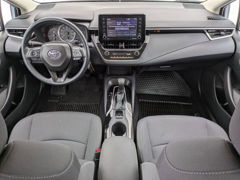 Used 2022 Toyota Corolla LE image 15