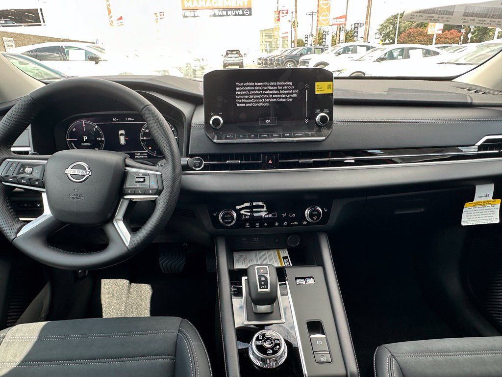 New 2026 Nissan Rogue SL AWD/4WD image 19