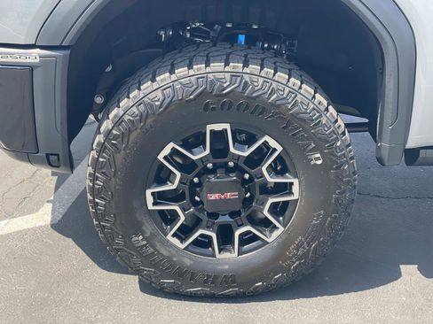 New 2026 GMC Sierra 2500 AT4X AWD/4WD image 30