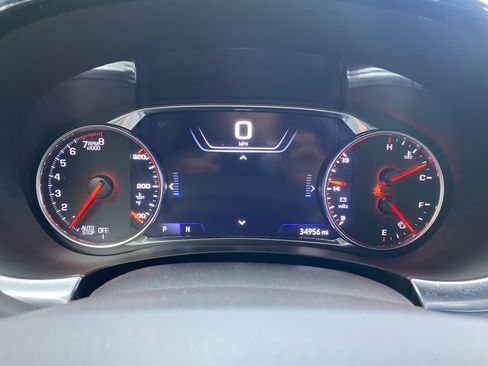 Used 2023 Chevrolet Traverse Premier image 21