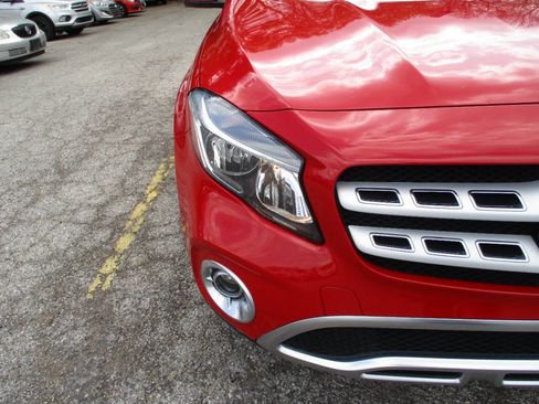 Used 2018 Mercedes-Benz GLA 250 4MATIC image 25