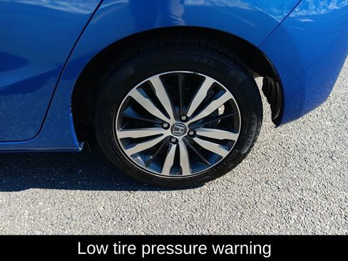 Used 2015 Honda Fit EX image 9