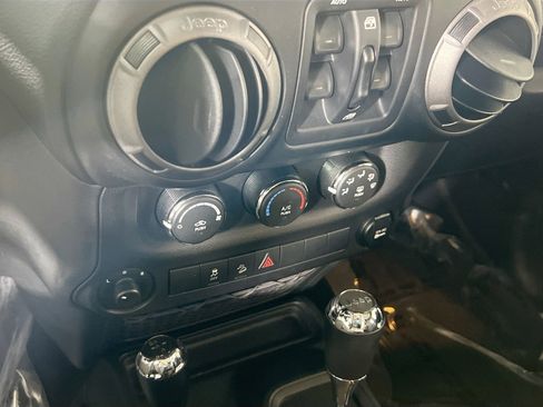 Used 2017 Jeep Wrangler Unlimited Sport w/ Quick Order Package 24S image 13