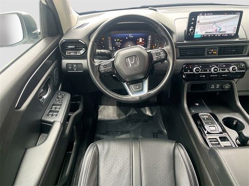 Used 2023 Honda Pilot Elite image 24