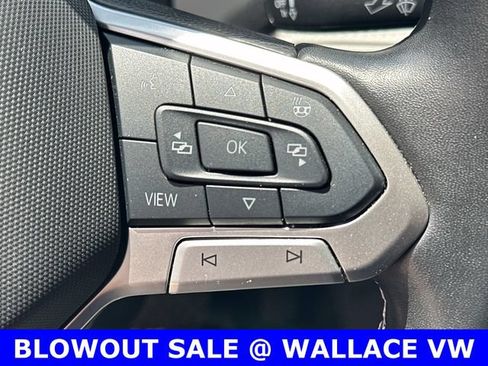 Certified 2025 Volkswagen Taos S FWD image 19