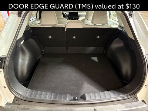 Certified 2023 Toyota Corolla Cross L AWD/4WD image 5