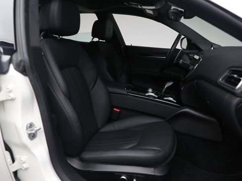 Certified 2022 Maserati Ghibli Modena Q4 image 14