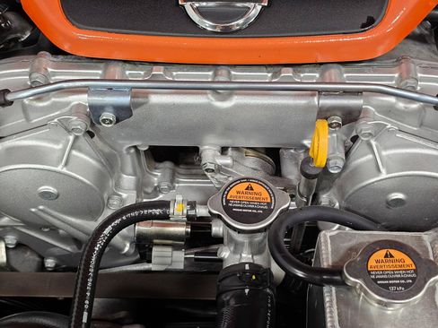 Used 2010 Nissan GT-R Premium image 31