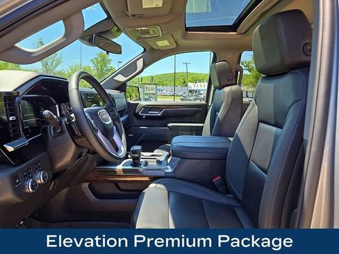 Used 2025 GMC Sierra 1500 Elevation w/ Elevation Premium Package AWD/4WD image 2
