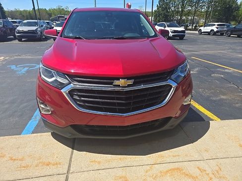 Used 2020 Chevrolet Equinox LT w/ Driver Convenience Package AWD/4WD image 8