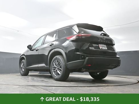 Used 2024 Nissan Rogue S image 32
