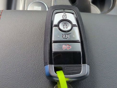 New 2025 Ford Explorer Active image 34