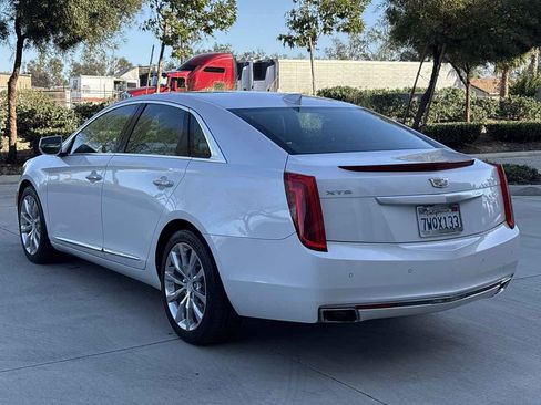 Used 2017 Cadillac XTS Premium Luxury image 5