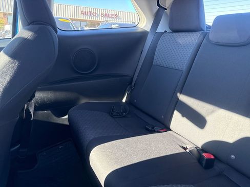 Used 2016 Toyota Yaris LE image 14