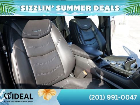 Used 2020 Cadillac XT5 Premium Luxury w/ Platinum Package AWD/4WD image 25