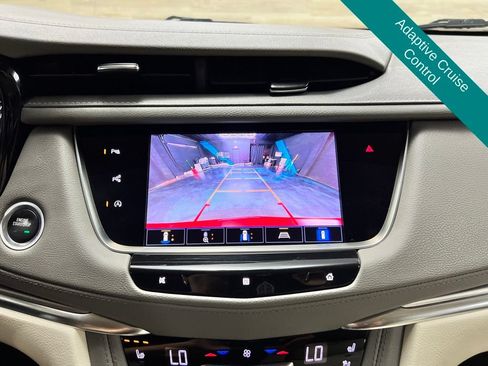 Used 2021 Cadillac XT5 Premium Luxury AWD/4WD image 16