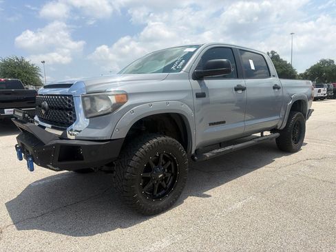 Used 2019 Toyota Tundra SR5 w/ SR5 Upgrade Package AWD/4WD image 1
