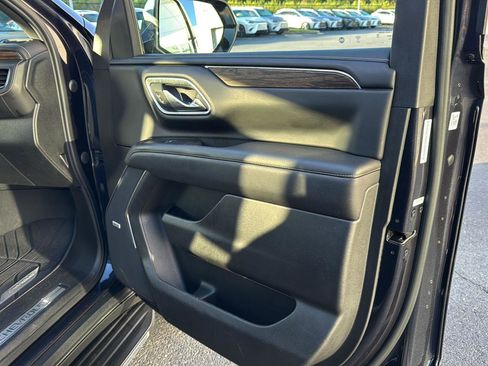 Used 2023 Chevrolet Tahoe Premier image 12