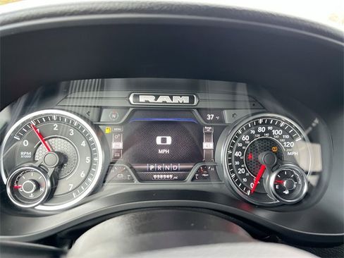 Used 2023 RAM 1500 Big Horn image 12