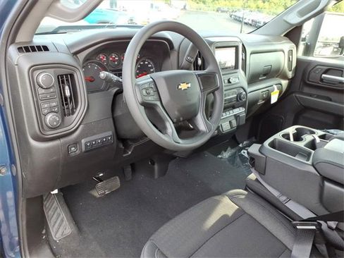 New 2026 Chevrolet Silverado 2500 Custom w/ Custom Value Package image 5