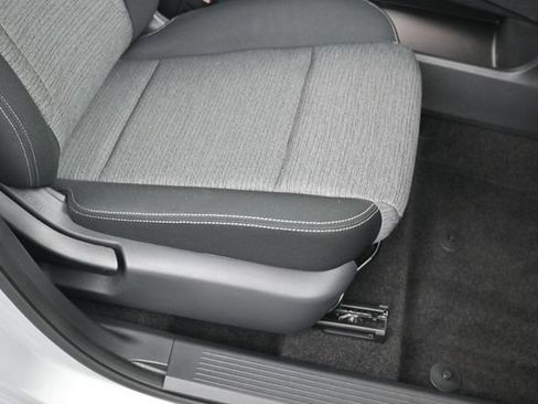 Used 2023 Nissan Rogue SV FWD image 29