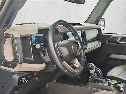 Used 2023 Ford Bronco Wildtrak AWD/4WD image 7