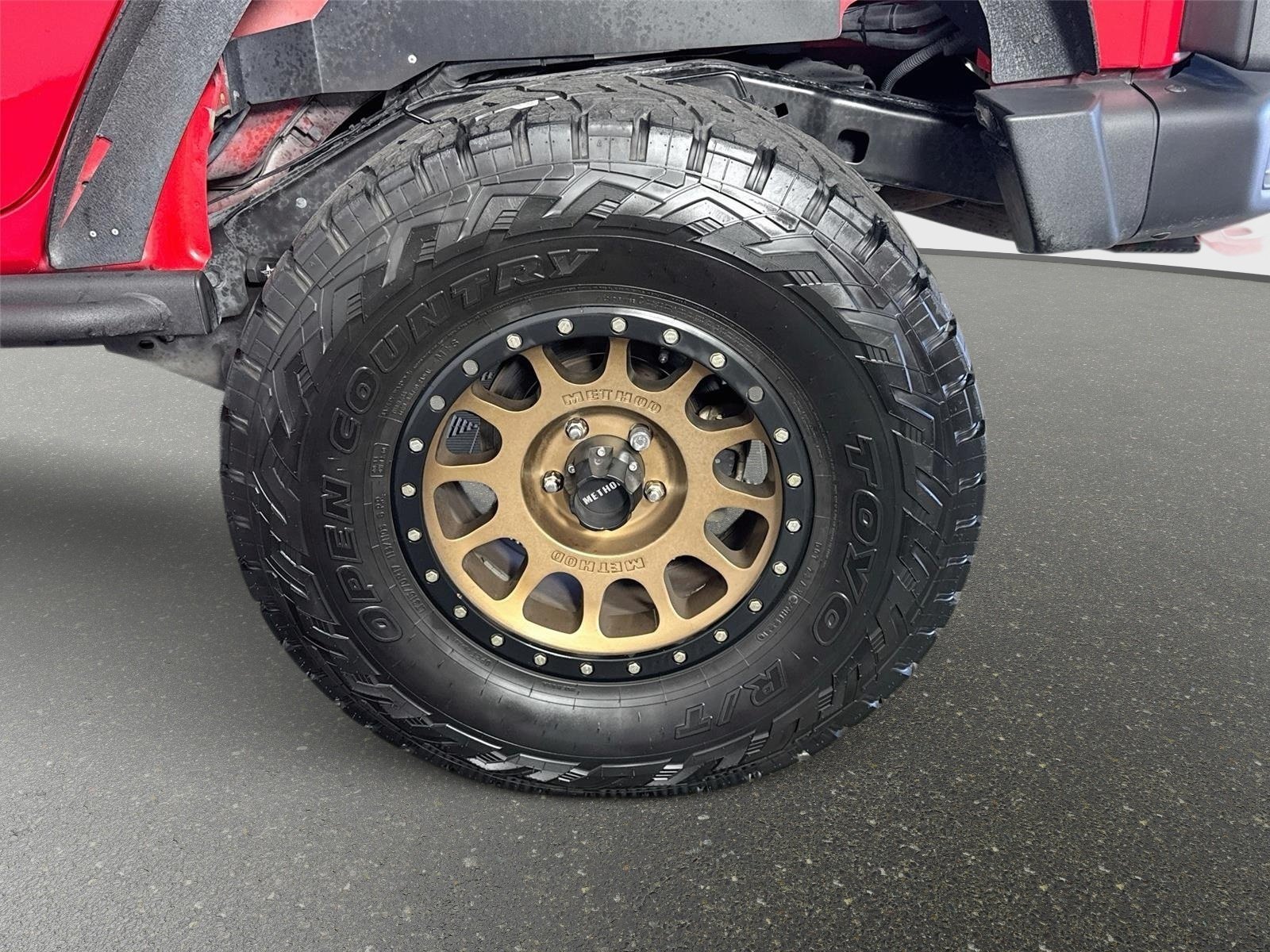 Used 2015 Jeep Wrangler Unlimited Rubicon AWD/4WD image 29