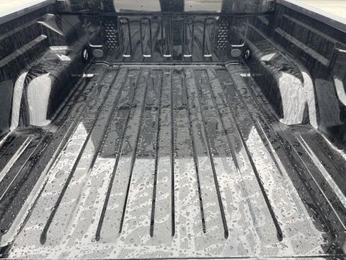 New 2025 Jeep Gladiator Sport image 25