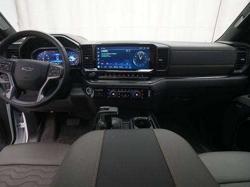 Used 2025 Chevrolet Silverado 1500 ZR2 w/ Technology Package AWD/4WD image 5