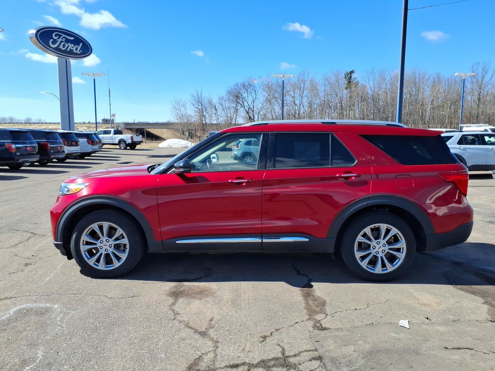 Used 2020 Ford Explorer Limited AWD/4WD image 2