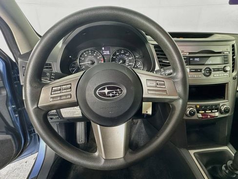Used 2011 Subaru Outback 2.5i AWD/4WD image 11