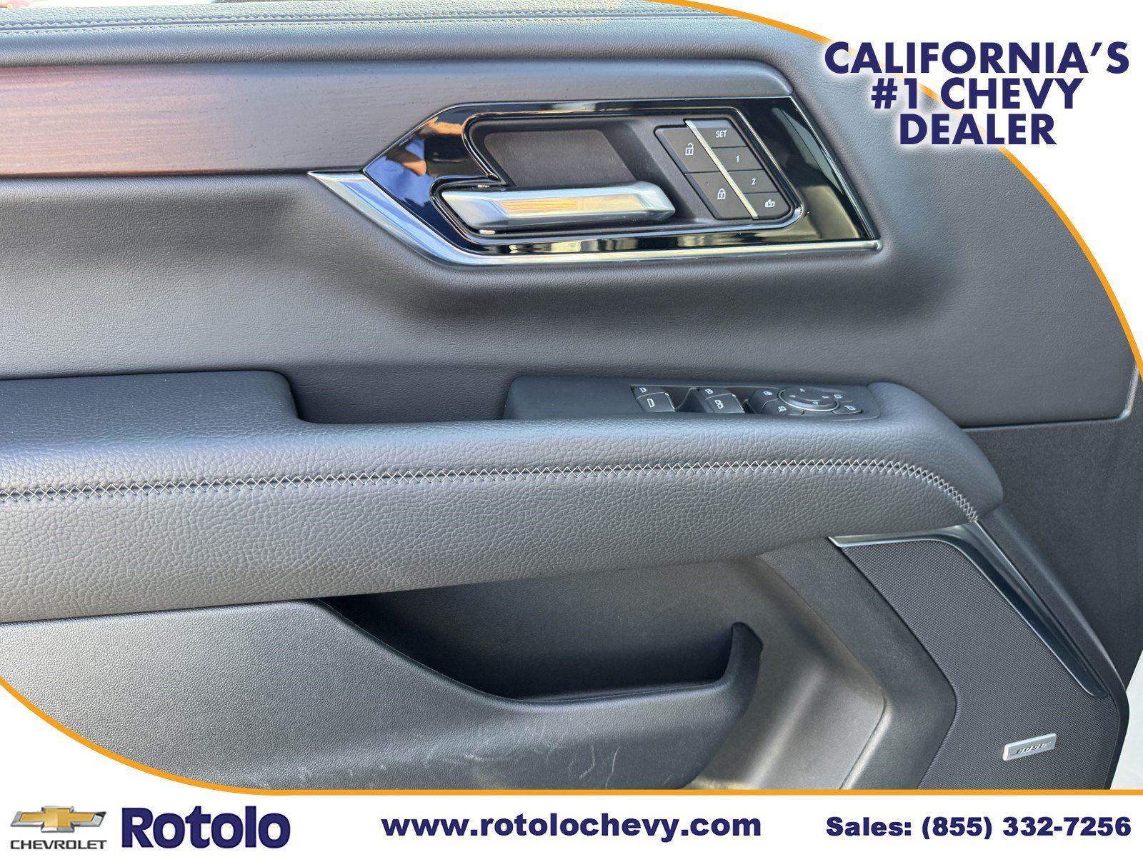 Used 2025 GMC Yukon XL Denali AWD/4WD image 15