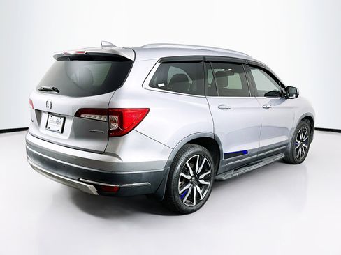 Used 2019 Honda Pilot Touring image 9