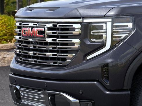 New 2026 GMC Sierra 1500 Denali w/ Denali Reserve Package image 13