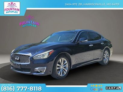 Used 2018 INFINITI Q70 Luxe