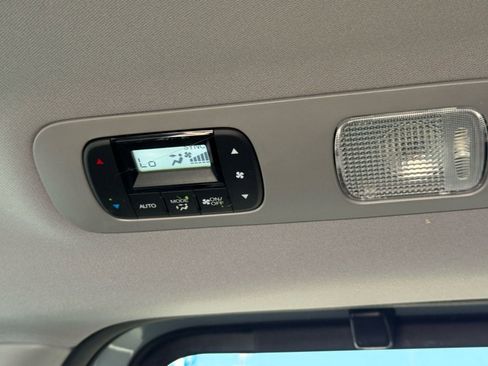 Used 2024 Honda Odyssey Touring image 29