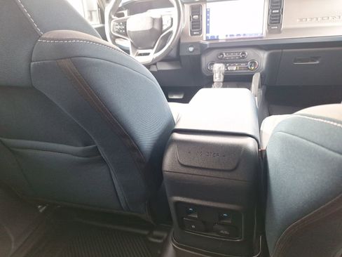 Used 2022 Ford Bronco Outer Banks image 32
