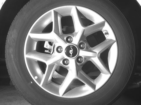 Used 2025 Kia Soul LX w/ LX Technology Package FWD image 22
